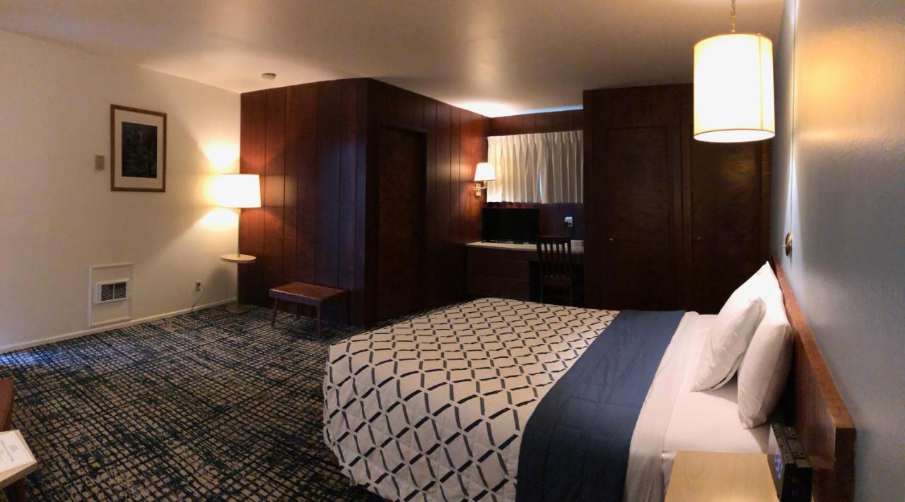 Curly Redwood Lodge Crescent City Buitenkant foto
